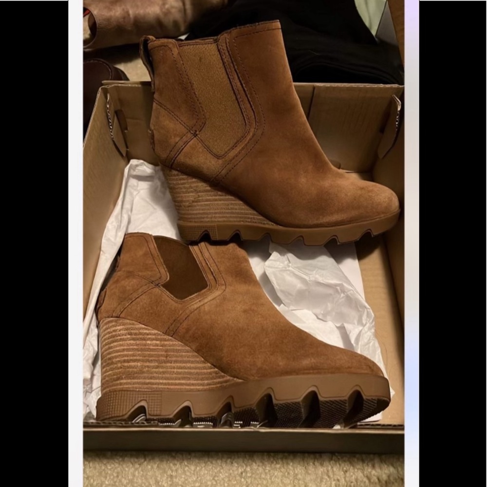 New sorel boots